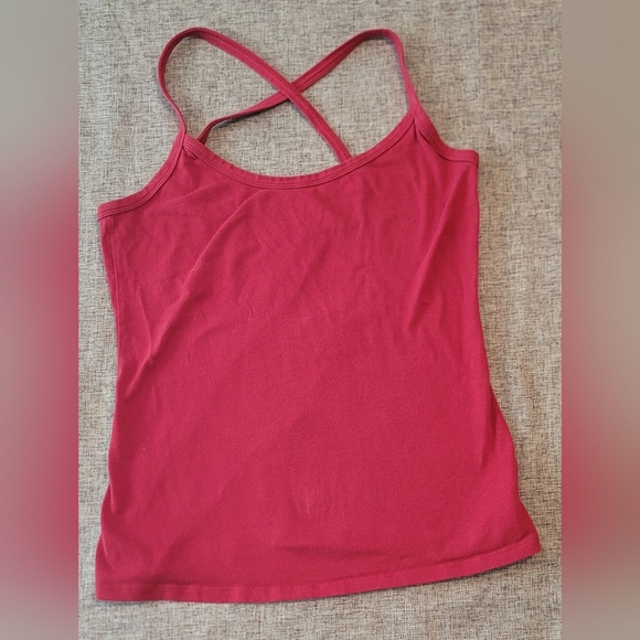 Old Navy Red Fitted Cross Back Tank Top M - Picture 1 of 2
